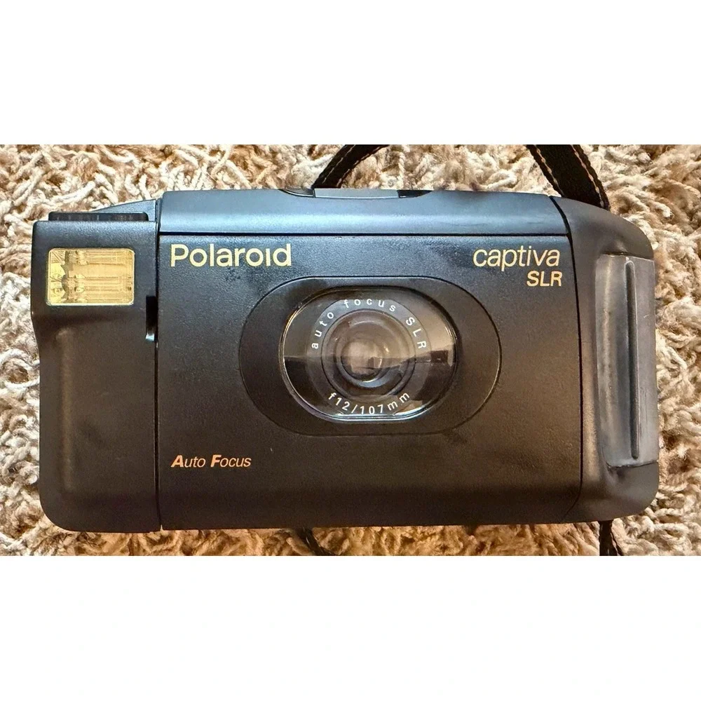 Polaroid Captiva SLR Auto Focus Camera w/ case